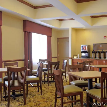 Country Inn & Suites By Radisson, Washington At Meadowlands, Pa 
